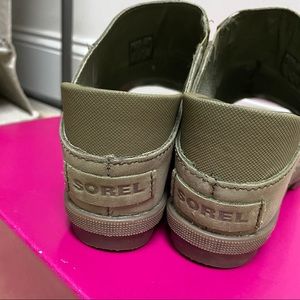 SOREL slip on sandals